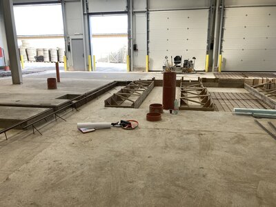 Výrobní haly  - železobetonové monolity pro výrobní technologie