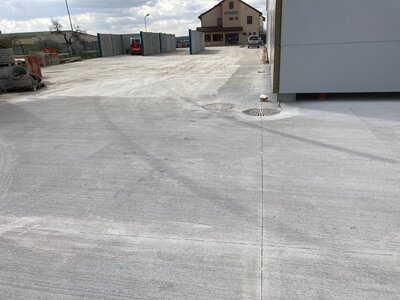 Železobetonové kryty pro venkovní plochy