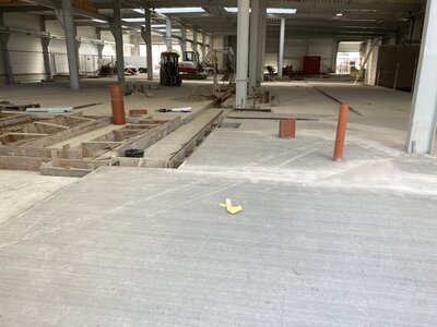 Výrobní haly  - železobetonové kryty