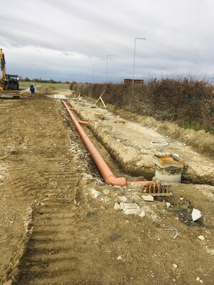 Dešťové hospodářství - vpustě a svody dešťové vody do železobetonových jímek