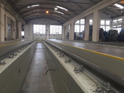 Monolitické železobetonové kryty a montážní jámy