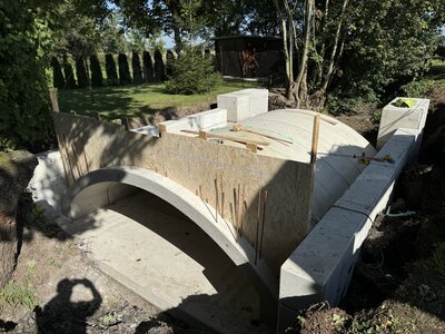 Šalování čela mostku