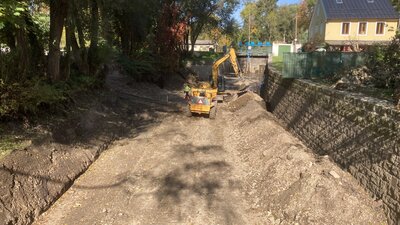 Výkop a vyčištění dna