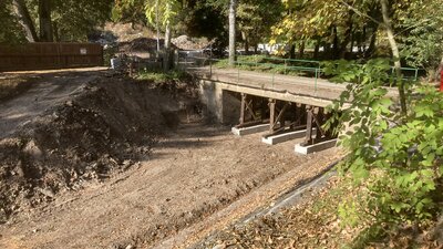 Podepření mostu a nájezd