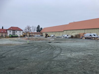 Dvůr - konstrukční násypy - prach