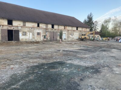 Dvůr - konstrukční násypy