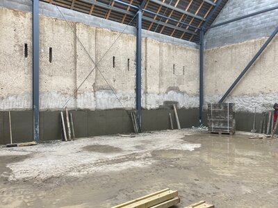 Stodoly - rekonstrukce - sokly, podlahy